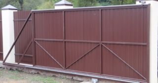 Купить откатные ворота из профнастила Искитим, цена от 1795 руб.