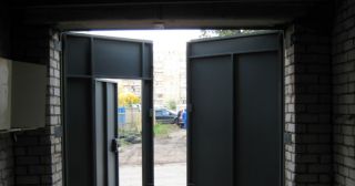 Купить гаражные ворота распашные Искитим, цена от 3959 руб.